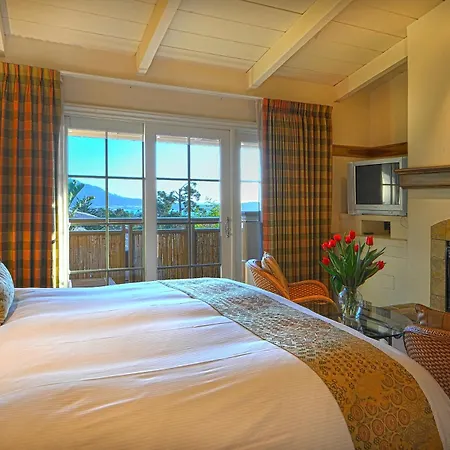 Tradewinds Carmel-2